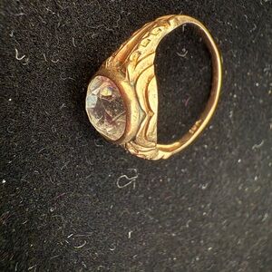 Elegant Gold Ring with Clear Gemstone